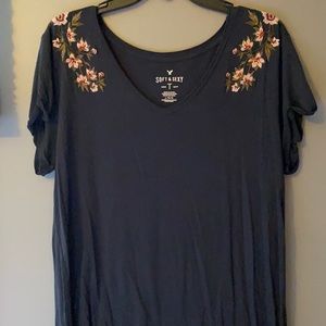 Short sleeve embroidered top